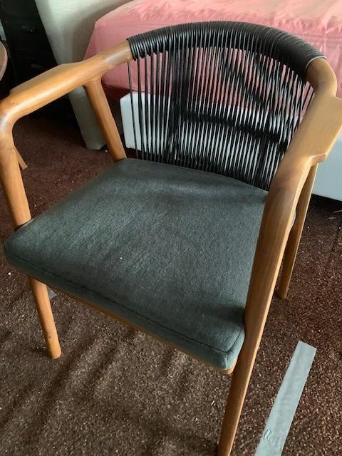 design eettafelset - flexform - crono dinning chairs + tafel, Huis en Inrichting, Stoelen, Ophalen, Zo goed als nieuw, Grijs, Vijf, Zes of meer stoelen