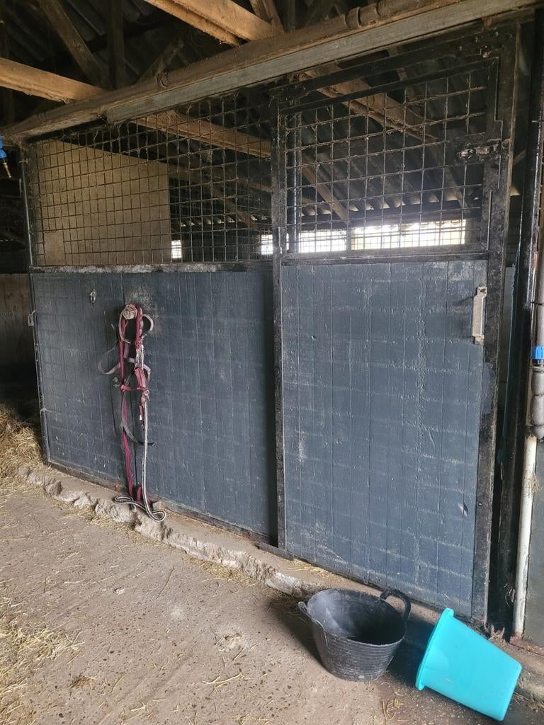 5 paardenboxen in gebruikte staat, Dieren en Toebehoren, Stalling en Weidegang