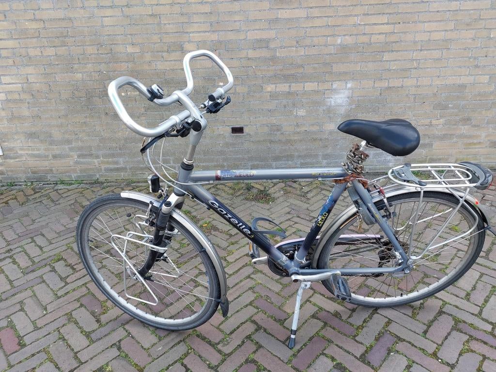 Gazelle Medeo Trekking 21 versnellingen 28 inch wielen, Ophalen, Zo goed als nieuw, 57 tot 61 cm, Meer dan 20 versnellingen