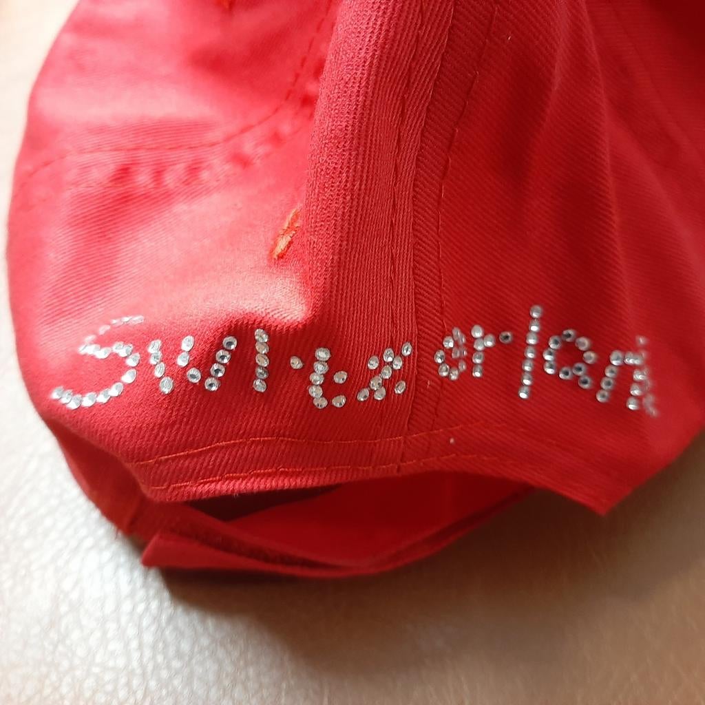 Zwitserland petje Swiss Suise, Kleding | Dames, Hoeden en Petten, Ophalen of Verzenden