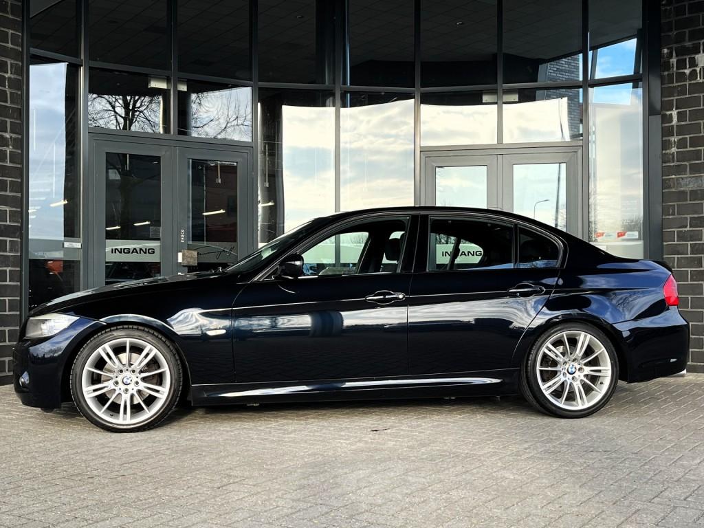 Bmw 3-SERIE 325i M-SPORTPAKKET AUT. - ORG. NL, Automaat, Achterwielaandrijving, Gebruikt, 1435 kg