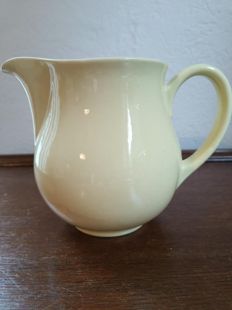 Melkkan Petrus Regout Maastricht Pastel servies geel 15cm, Antiek en Kunst, Ophalen of Verzenden