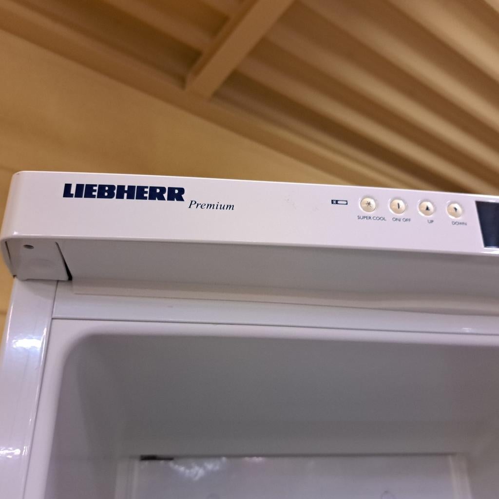 GROTE LIEBHERR KOEL/VRIEZER 200cm a 175,00. Of AMERIKAANSE?, Ophalen, 200 liter of meer, 60 cm of meer, Met aparte vriezer