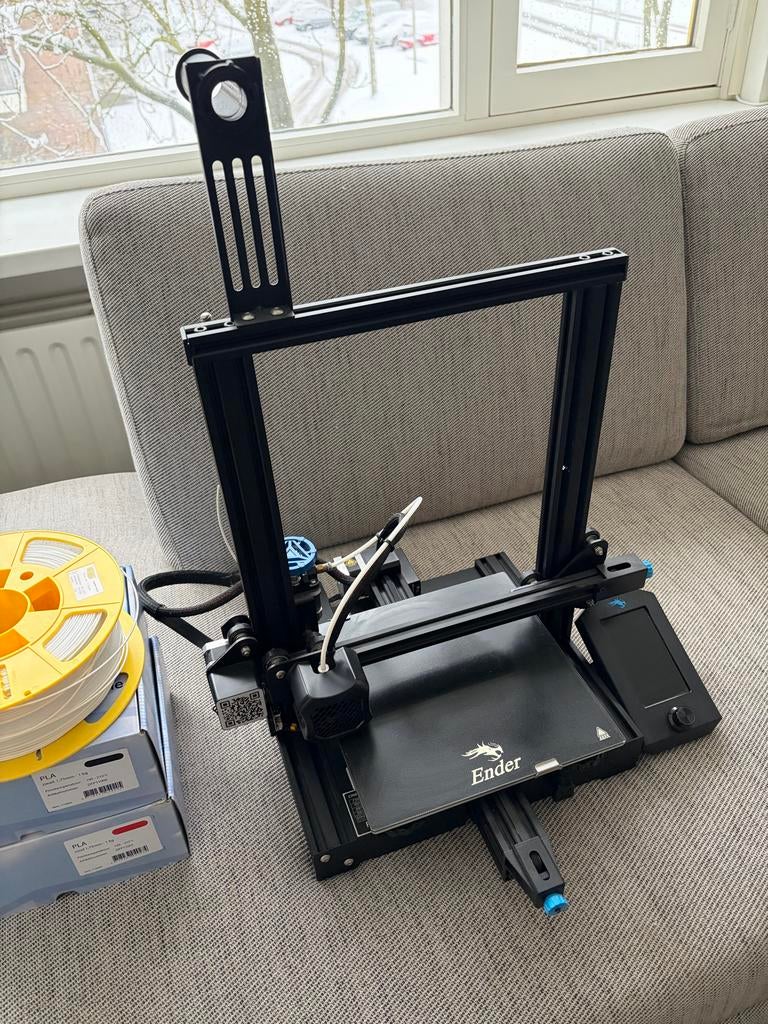 3D printer Creality Ender-3 v2 + 3 filamenten, Ophalen, Zo goed als nieuw