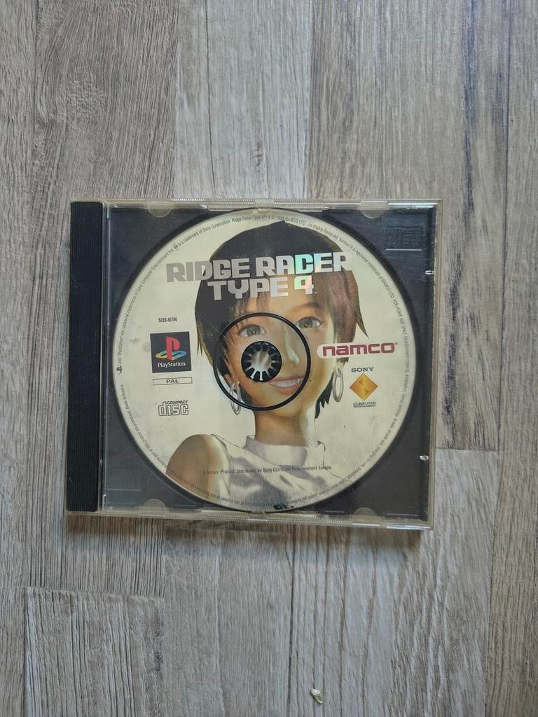 Ridge Racer Type 4 (R4) - PlayStation 1 (PS1) Game, Gebruikt, 1 speler, Racen en Vliegen, Ophalen of Verzenden