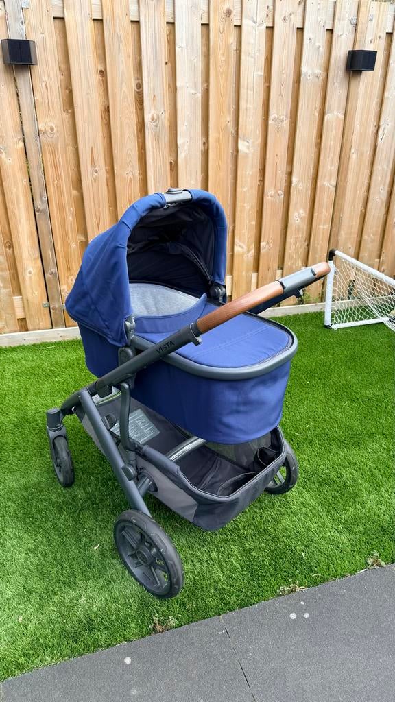 UPPAbaby Vista V2 kinderwagen met reiswieg en zitje en meer!, Gebruikt, Combiwagen, Verstelbare duwstang, Ophalen