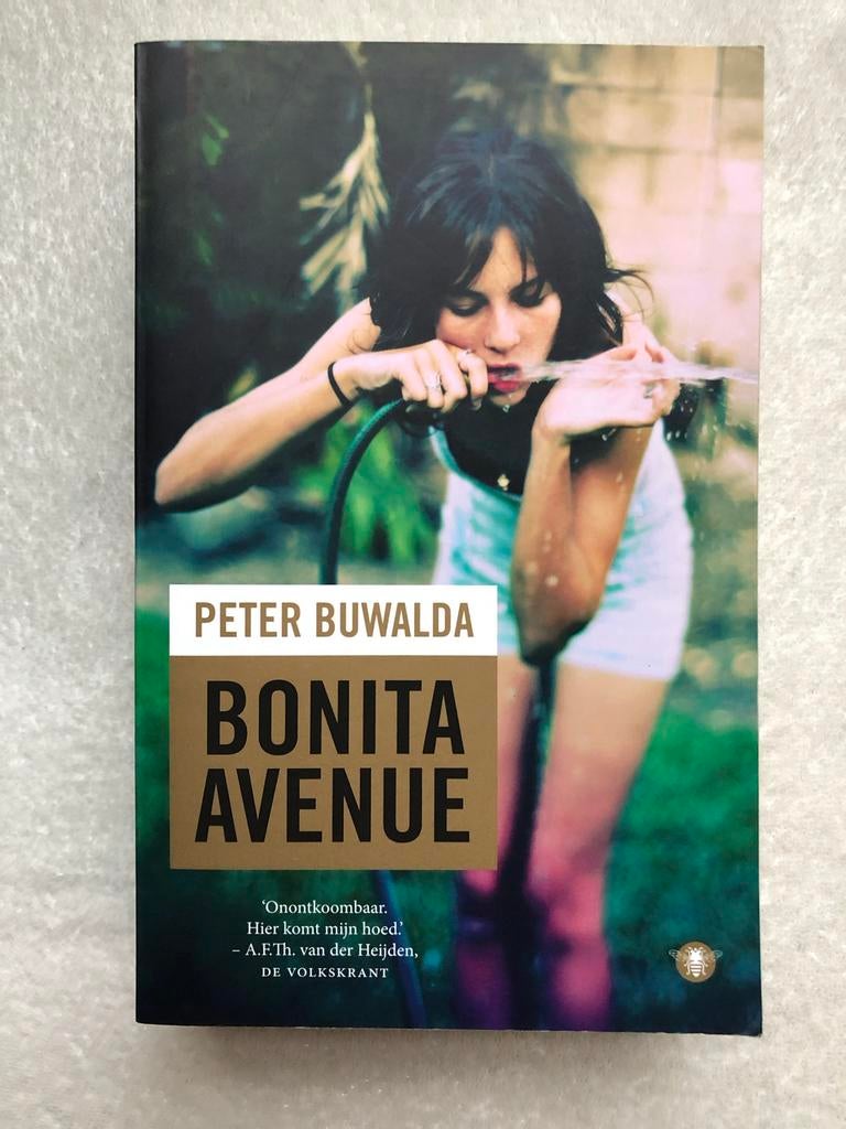 Bonita Avenue - Peter Buwalda (Gelezen), Ophalen of Verzenden, Gelezen, Nederland