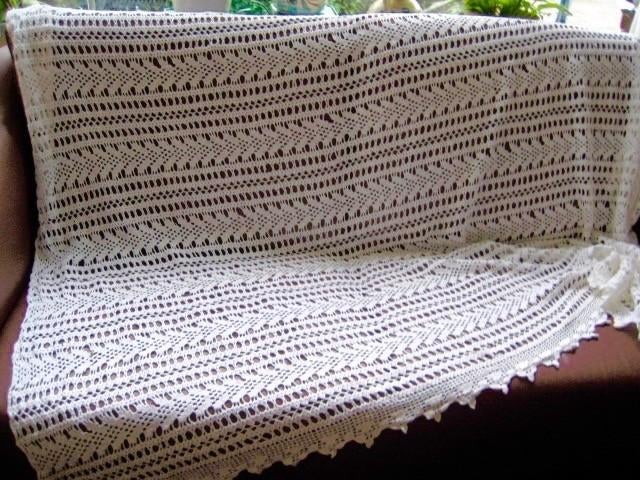 BROCANTE WIT GEHAAKT KATOENEN KLEED / SPREI, Antiek en Kunst, Ophalen of Verzenden