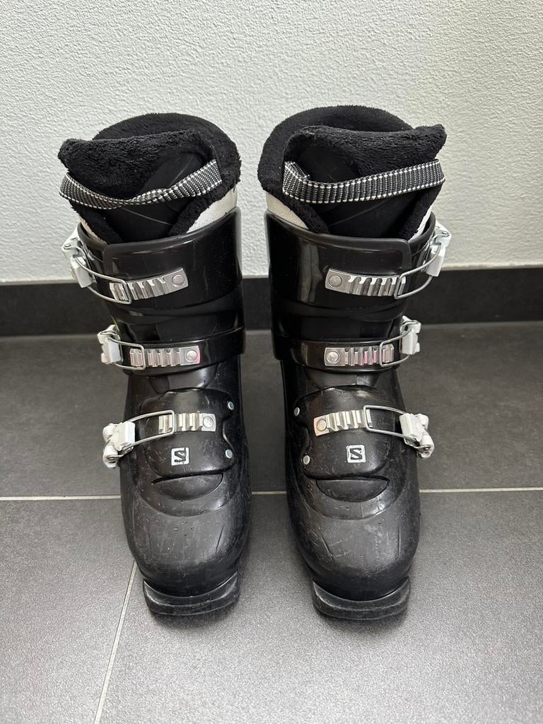 Salomon kinderskischoen 25/25,5, Sport en Fitness, Skiën en Langlaufen, 160 tot 180 cm, Gebruikt, Schoenen, Skiën