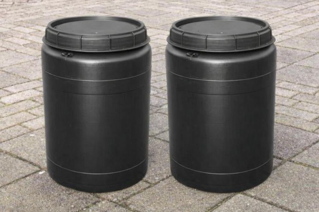 2x Voerton 60 Liter vaten (vissenvoer/paardenvoer/hondenvoer, Tuin en Terras, Regentonnen, Minder dan 75 liter, Ophalen, Nieuw