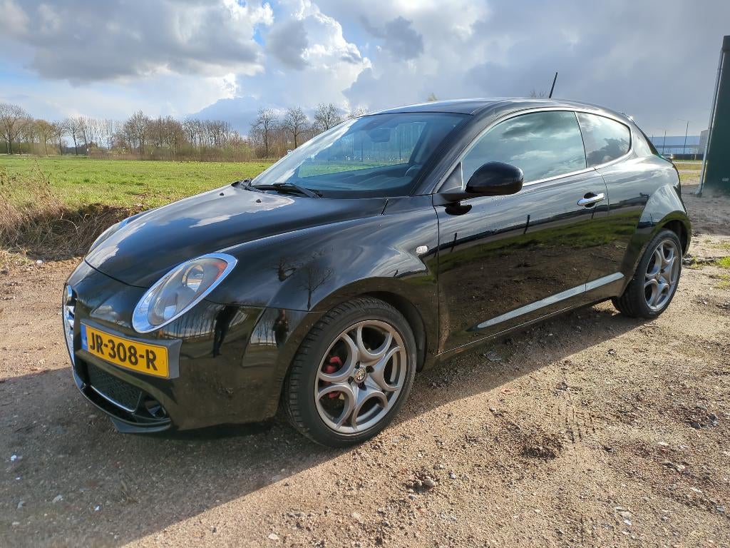 Alfa Romeo MiTo 0.9 / clima / cruise / leder / pdc / 17 inch, Auto's, Voorwielaandrijving, Overige kleuren, Handgeschakeld, 26 km/l