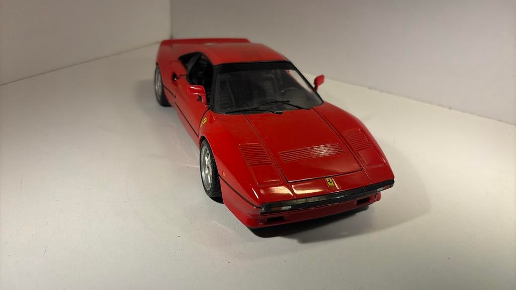 Ferrari 288 gto bburago 1.18, Hobby en Vrije tijd, Modelauto's | 1:18, Ophalen of Verzenden, Bburago, A, A
