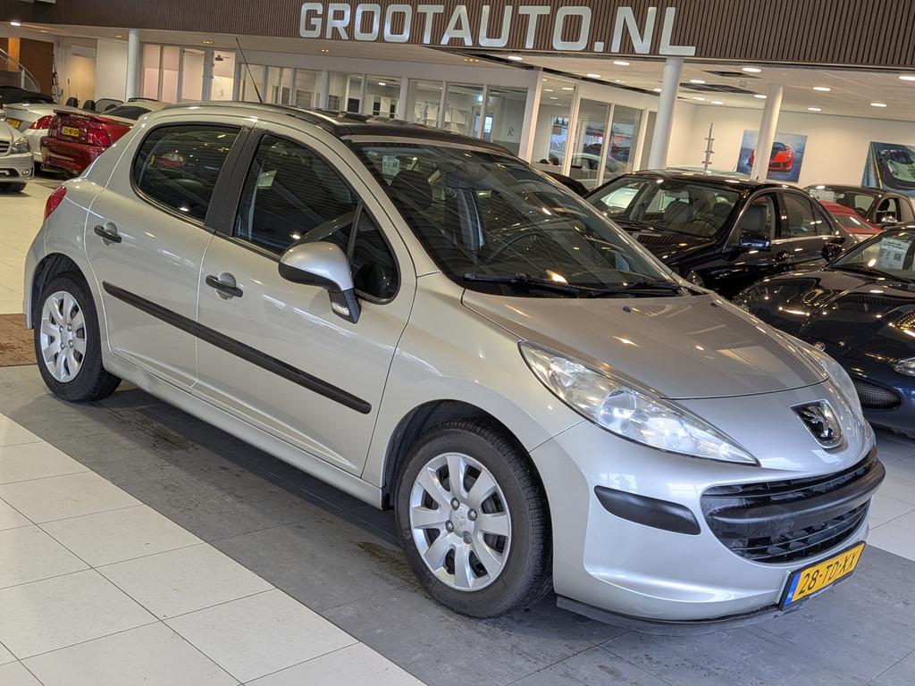 Peugeot 207 1.4-16V XR Panoramadak, Stuurbekrachtiging, Voorwielaandrijving, Stof, 4 cilinders, 49 €/maand