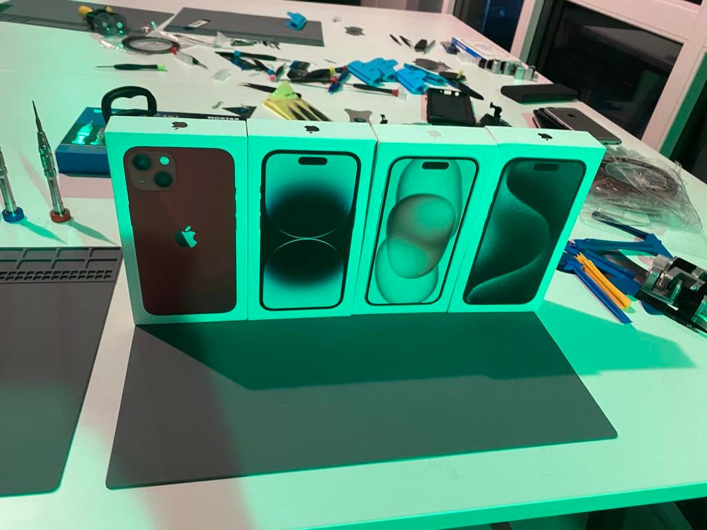 Iphone X t/m 17 pro max Reparaties!!!, Telecommunicatie, Mobiele telefoons | Toebehoren en Onderdelen, Ophalen of Verzenden