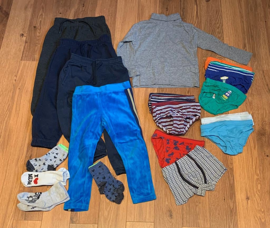 Kledingpakket, Ophalen of Verzenden, Gebruikt, Maat 104