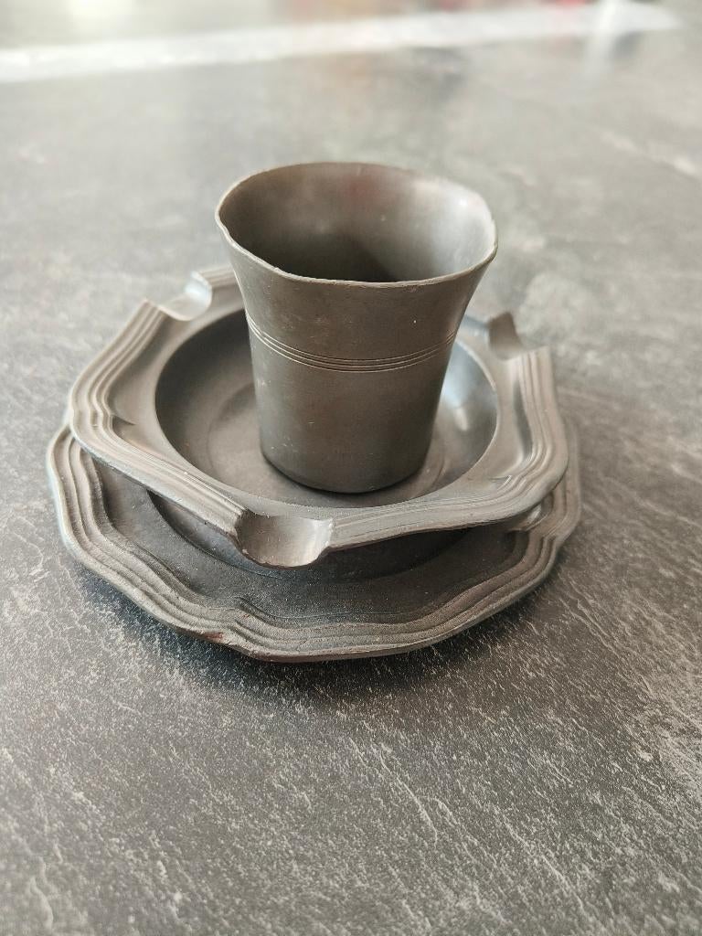 tinnen kopje, schoteltje en asbak, Antiek en Kunst, Ophalen of Verzenden