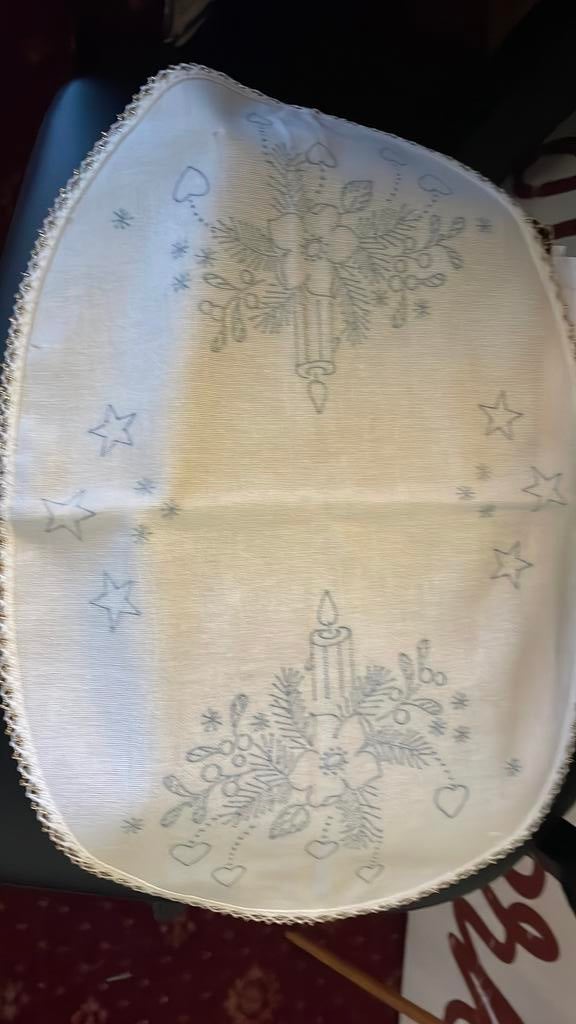 Kerstkleed om te borduren met afgewerkte rand, Ophalen of Verzenden