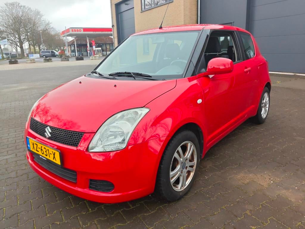 Suzuki Swift 1.3 Base Airco LM Velgen, Stof, Gebruikt, 31 €/maand, 400 kg