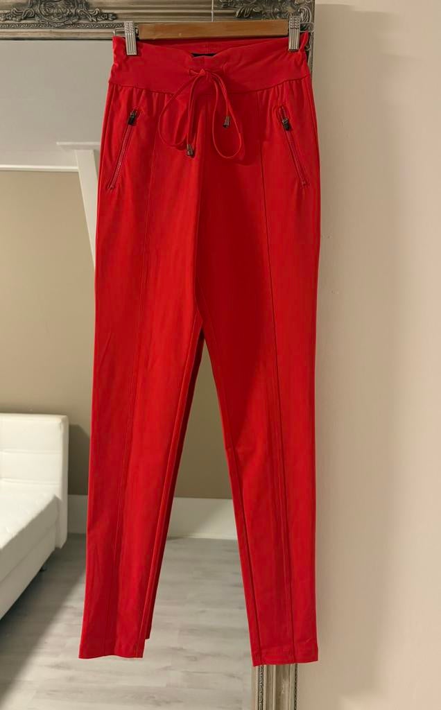 Mi Piace travelstof broek maat XS, Kleding | Dames, Broeken en Pantalons, Nieuw, Ophalen of Verzenden, Maat 34 (XS) of kleiner