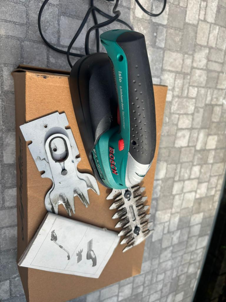 Bosch heggenschaar, Tuin en Terras, Ophalen of Verzenden, Zo goed als nieuw, Elektrisch