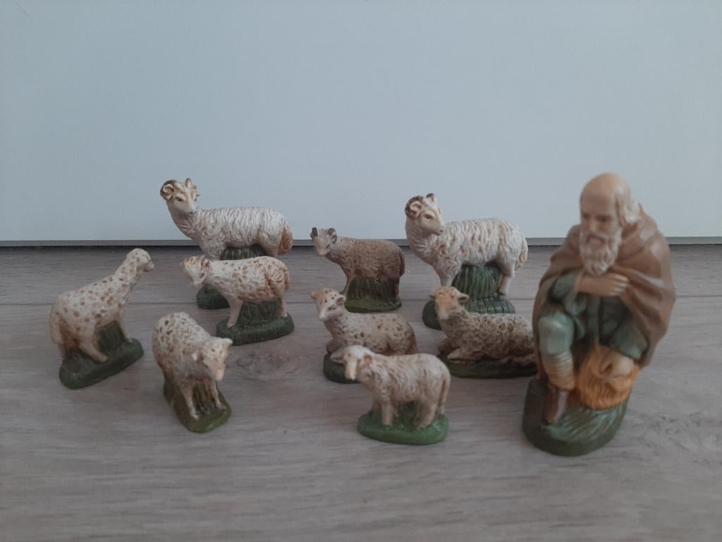Beeldjes 9 schapen met een herder, Ophalen, Gebruikt, Dier