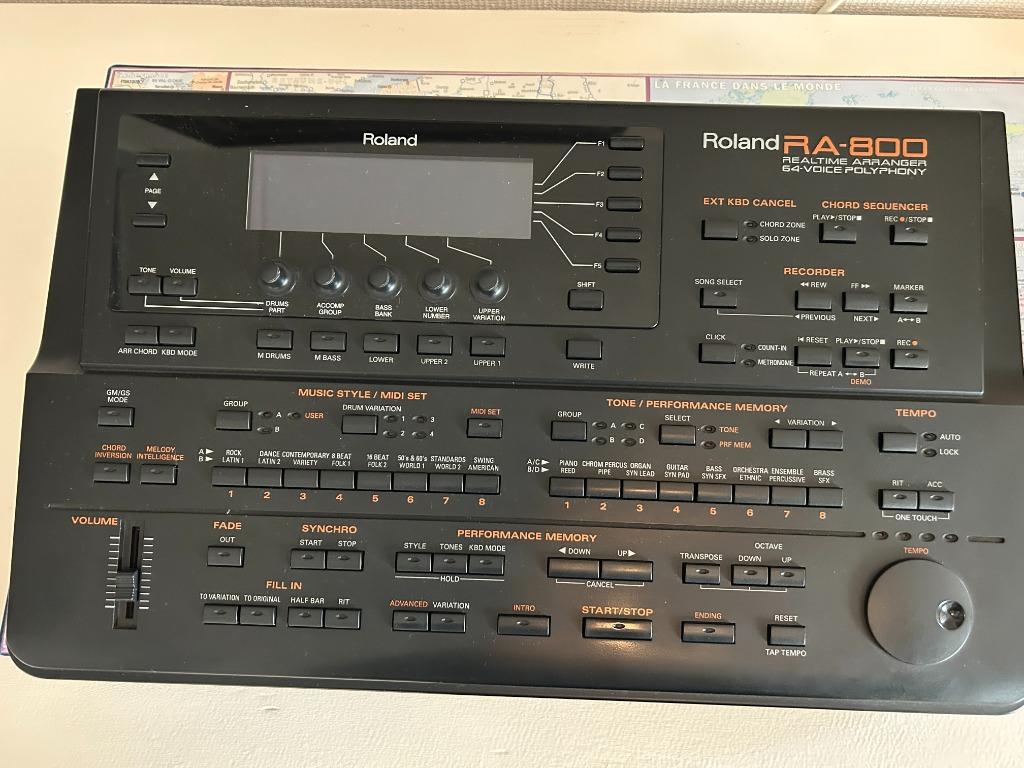 Roland Expander Arranger RA-800, Overige formaten, Toetsaccordeon, Zo goed als nieuw, Ophalen