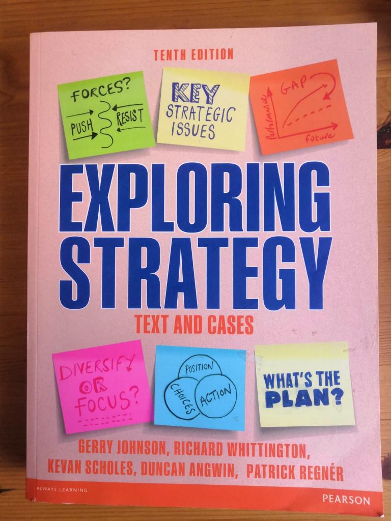 Exploring strategy - 10de editie - studieboek, Boeken, Studieboeken en Cursussen, Gelezen, WO, Alpha, Ophalen of Verzenden