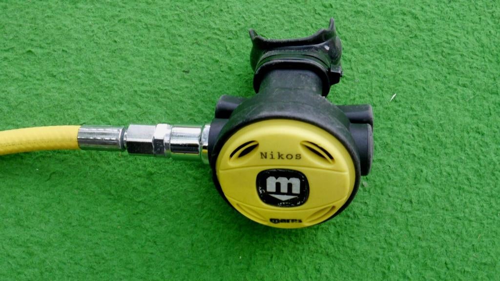 Mares Nikos Octopus voor ademset, Ophalen of Verzenden, Gebruikt, Overige typen