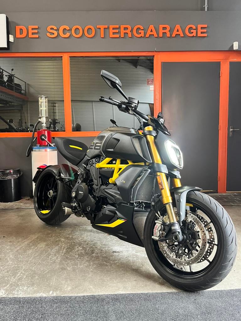Ducati Diavel 1260S black and Steel 2022 ZGAN Termignoni, Ducati, Ducati, 2 cilinders, Bedrijf