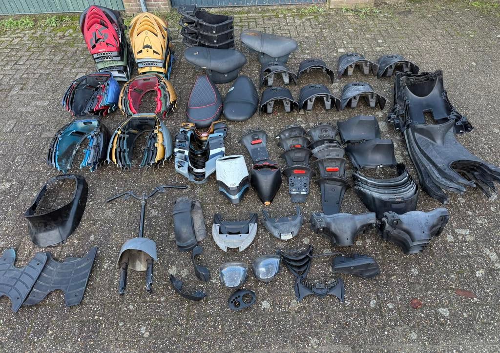 Grote partij zip onderdelen tekoop aangeboden, Ophalen of Verzenden