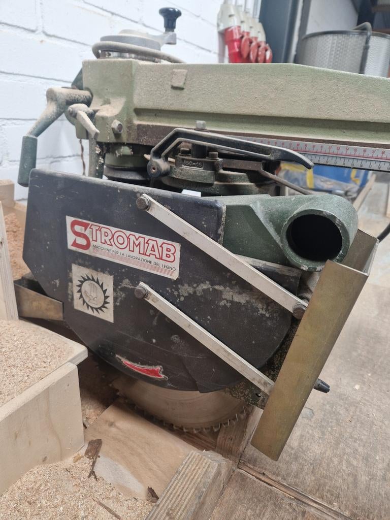 Stromap afkortzaag radiaalzaag, Ophalen, 1200 watt of meer, Afkortzaag, 70 mm of meer