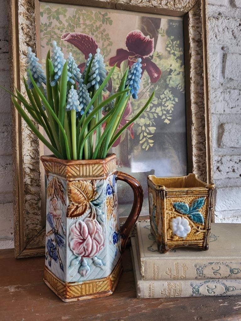 FRANSE barbotinekan bloem/libelle Toen was geluk, Antiek en Kunst, Ophalen of Verzenden