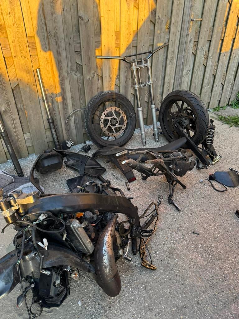 Motorhispania RYZ 2013 80 cc brommer in onderdelen te koop, Fietsen en Brommers, Ophalen of Verzenden, Gebruikt