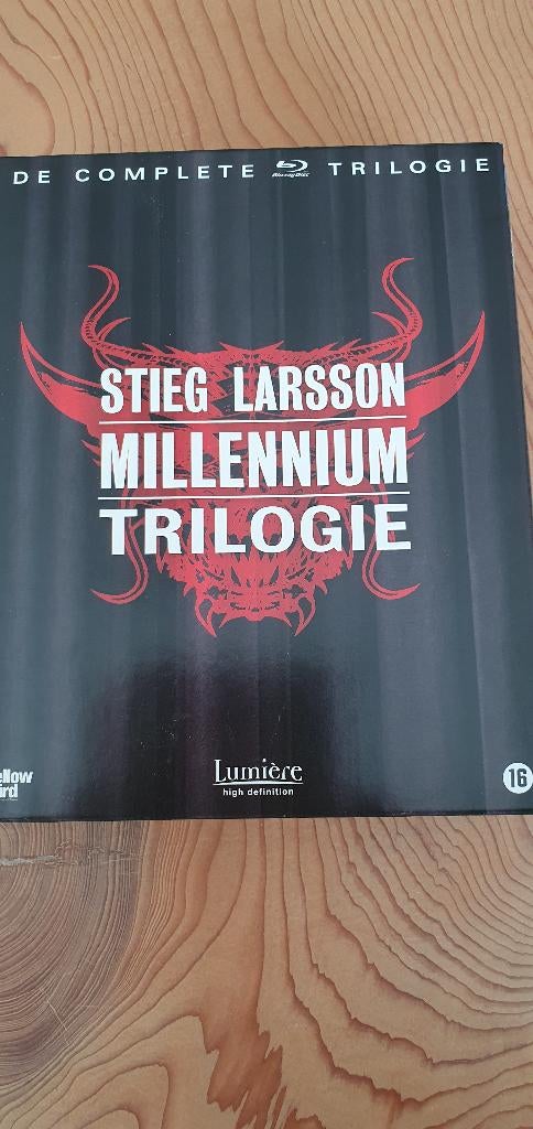 dvd box set MILLENNIUM trilogie, Boxset, Ophalen of Verzenden, Zo goed als nieuw, Vanaf 12 jaar