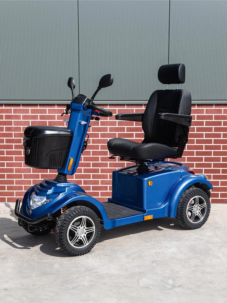 Scootmobiel Danée NIEUW! 20 km per uur!!70 km actie radius!!, Overige merken, Nieuw, Ophalen of Verzenden, 16 km/u of meer