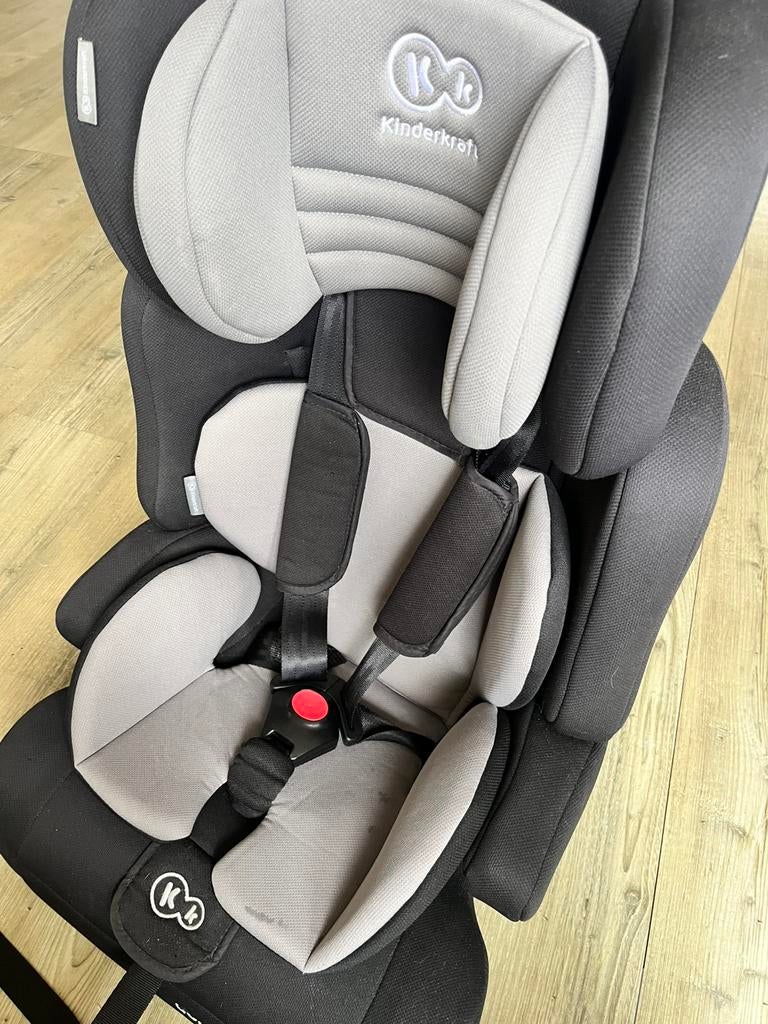 Kinderkraft autostoel, Ophalen of Verzenden, Zo goed als nieuw