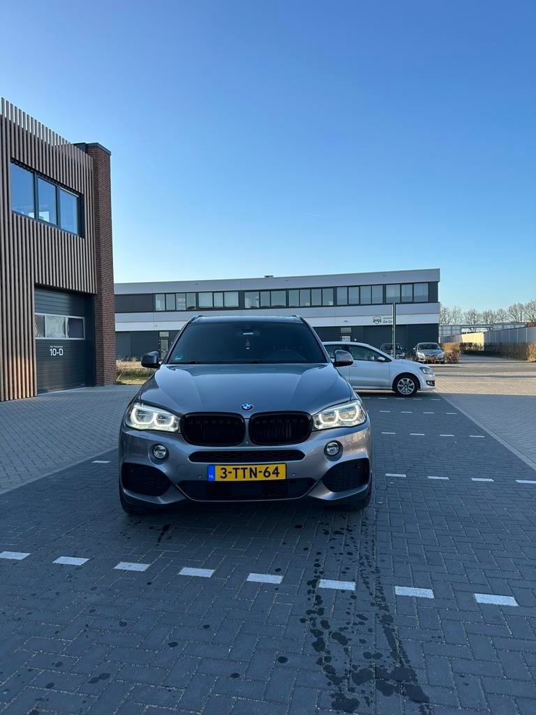 BMW X5 Xdrive 30D Aut8 (2014) 2014 Grijs, Auto's, Automaat, 2993 cc, Origineel Nederlands, Bedrijf