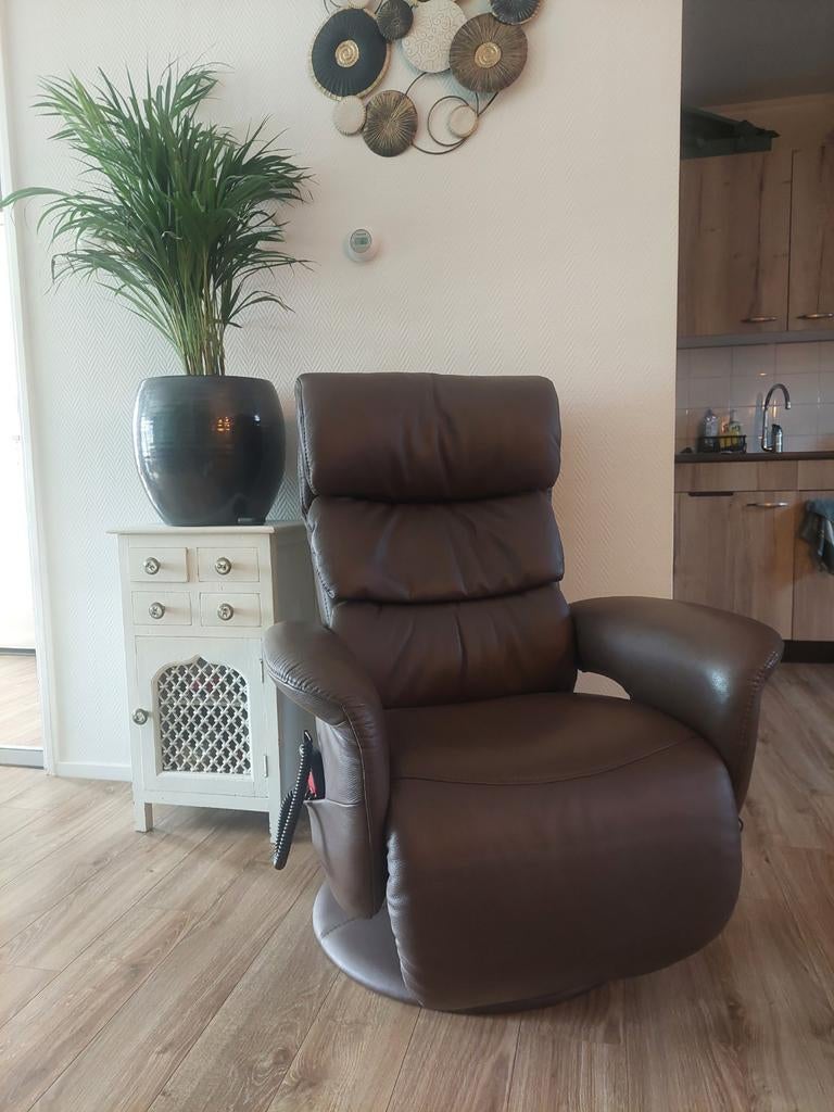 Sta op stoel Himolla bruin leer, Ophalen, Minder dan 75 cm, Leer, Zo goed als nieuw