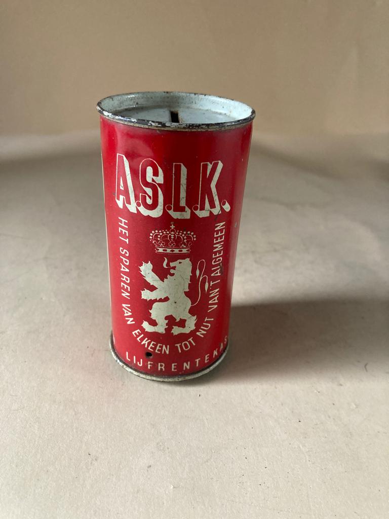 Spaargeld busje, Ophalen of Verzenden, Gebruikt, Metaal of Blik, Overige thema's