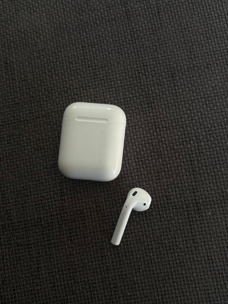 AirPods 2e generatie - rechter oortje met doosje, Ophalen of Verzenden, Gebruikt