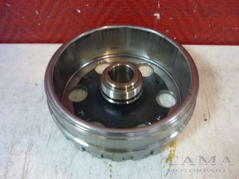 VLIEGWIEL Triumph Daytona 995 2002-2006 (955i) (T1300506), Dhr. S. di Majo, Gebruikt, Info@cama-motorparts.nl, P.J. Troelstraweg 8 8
3144 CX  MAASSLUIS, NL