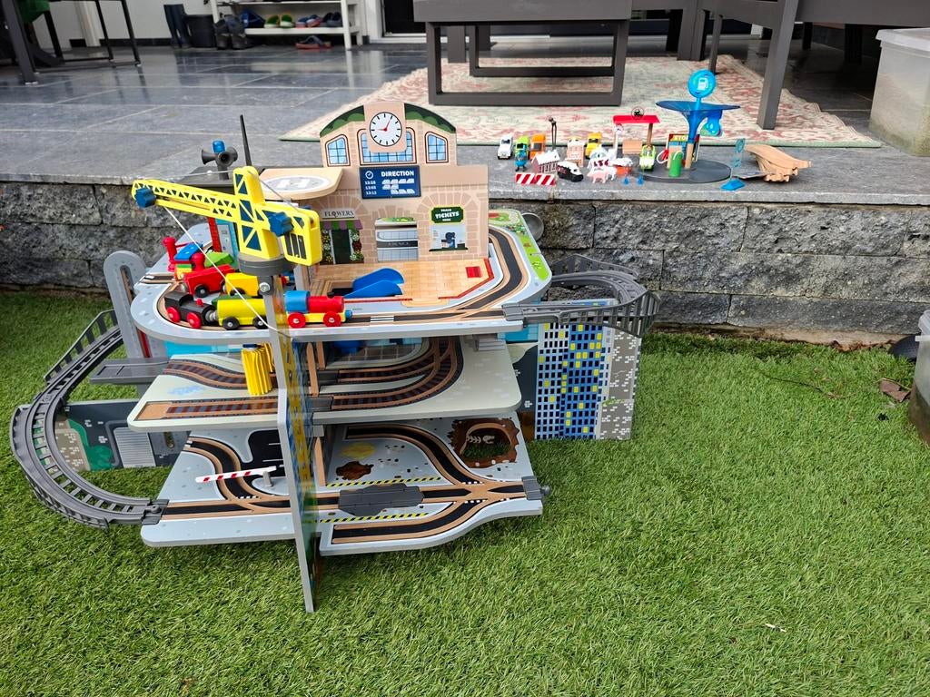 Playtive Lupilu Lidl XXL treinstation garage vele extra's!, Ophalen, Gebruikt, Bouwen, Met licht