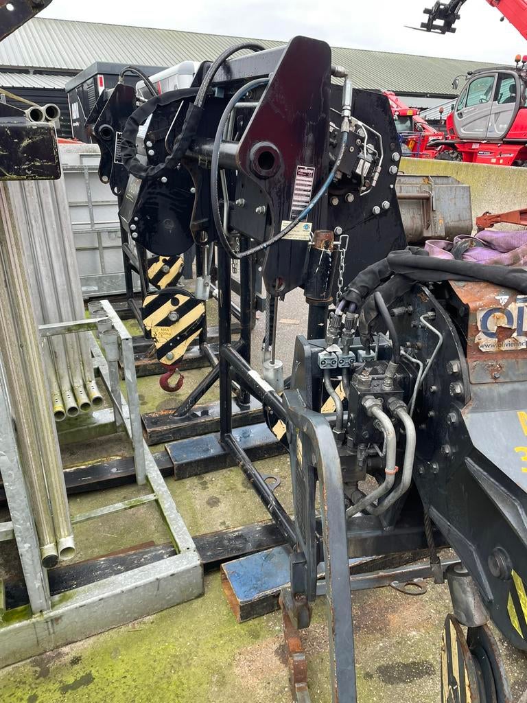 Manitou aanbouwdelen, Ophalen, Zo goed als nieuw