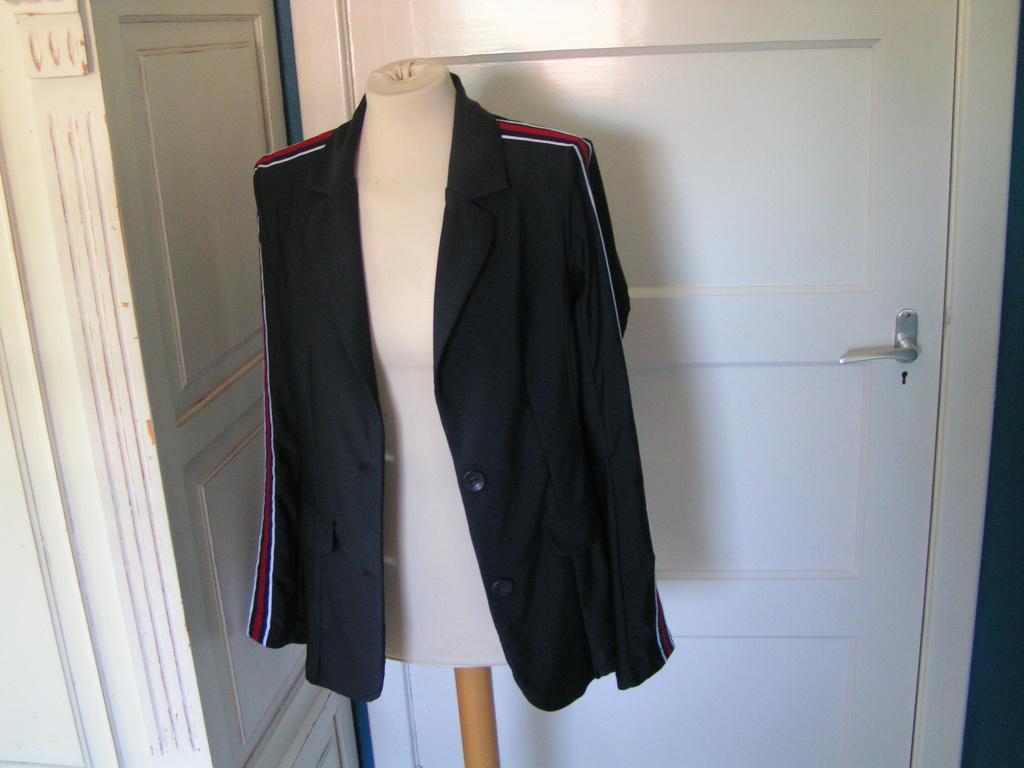 Z.G.A.N. Blauw Colbertjasje van Elvira maat 40, Ophalen of Verzenden, Zo goed als nieuw, Maat 38/40 (M), Blauw