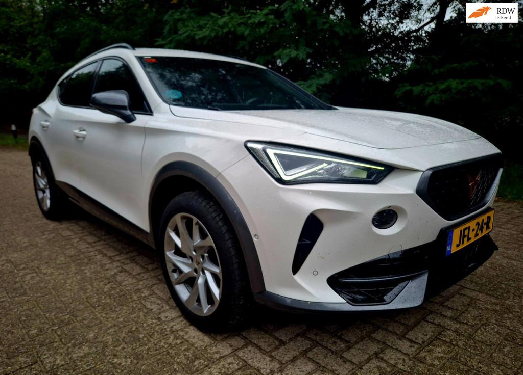 CUPRA Formentor 1.5 TSI / camera / automaat / navi / 18 inch, Zwart, 4 cilinders, Leder en Stof, Bedrijf