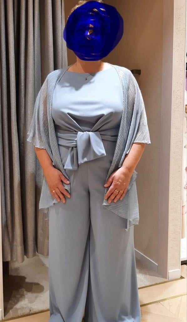 Leuk feestpak  licht blauw met stola, Overige typen, Blauw, Maat 46/48 (XL) of groter, Ophalen of Verzenden