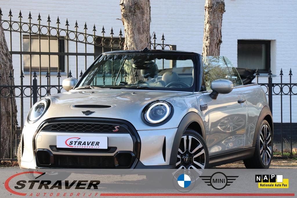 Mini Mini Cabrio 2.0 Cooper S Classic |Stuurwielverwarming, Auto's, Mini, 1998 cc, 1300 kg, Gebruikt, 4 cilinders