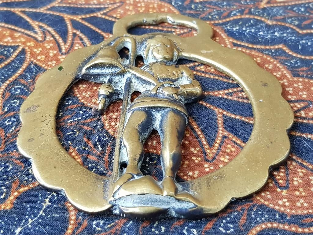 Zeldzaam antiek ridder kleppermannetje uit Engeland 9,8 cm., Ophalen of Verzenden, Koper