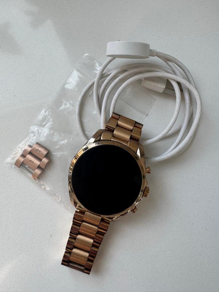 Michael Kors smartwatch kleur rose goud, Sieraden, Tassen en Uiterlijk, Smartwatches, Ophalen of Verzenden, Gebruikt, Roze, Android
