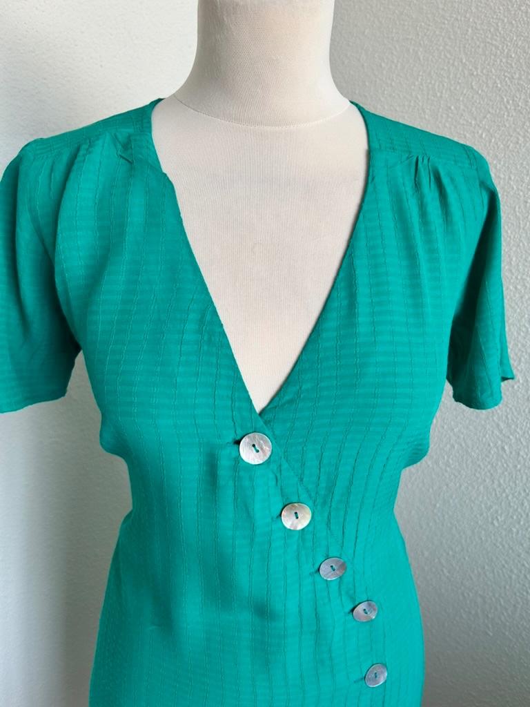 King Louie maat 40 groene knopen jurk 3151, Maat 38/40 (M), Ophalen of Verzenden, Zo goed als nieuw, Knielengte